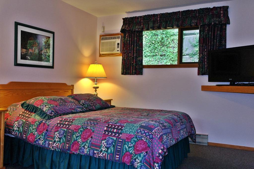 Colonial 900 Motel Хоуп Экстерьер фото